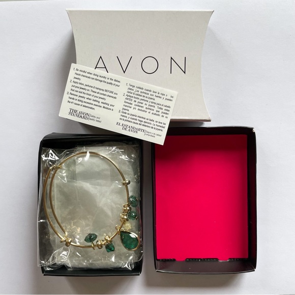 2 New AVON Bracelets: Precious Charms Birthstone Emerald Gold Turquoise Stretch - Picture 8 of 8